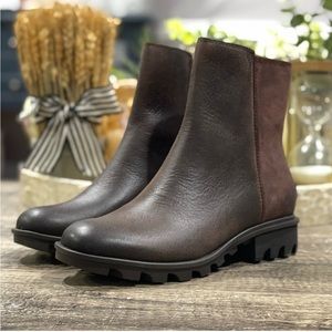 Sorel Phoenix Zip Burro Brown Waterproof Leather Boots Women’s size 6